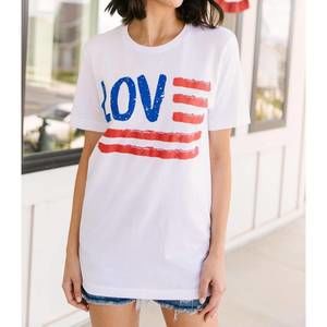 NEW KISSED APPAREL love for the flag graphic tee in white